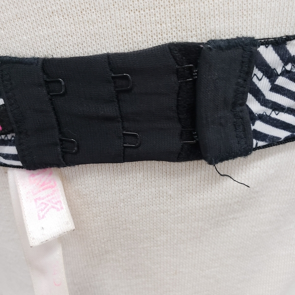 VS Strapless Stripped Bra - Picture 3 of 4